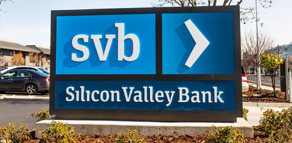 silicon valley bank stocks collapse